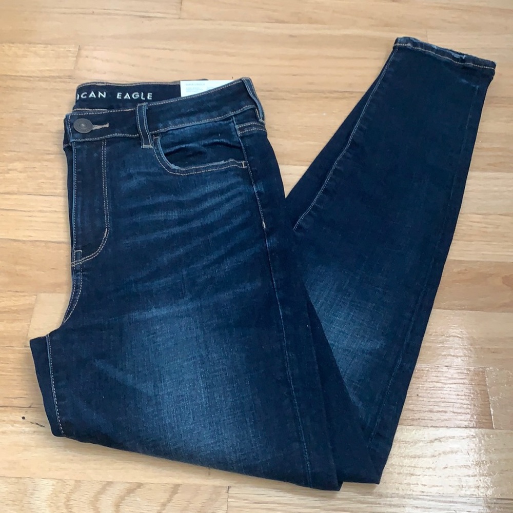 BRAND NEW AMERICAN EAGLE JEANS